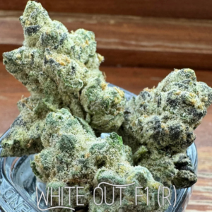 White-Out F1 (Sour OG x White OG F3) 10 Regular Seeds